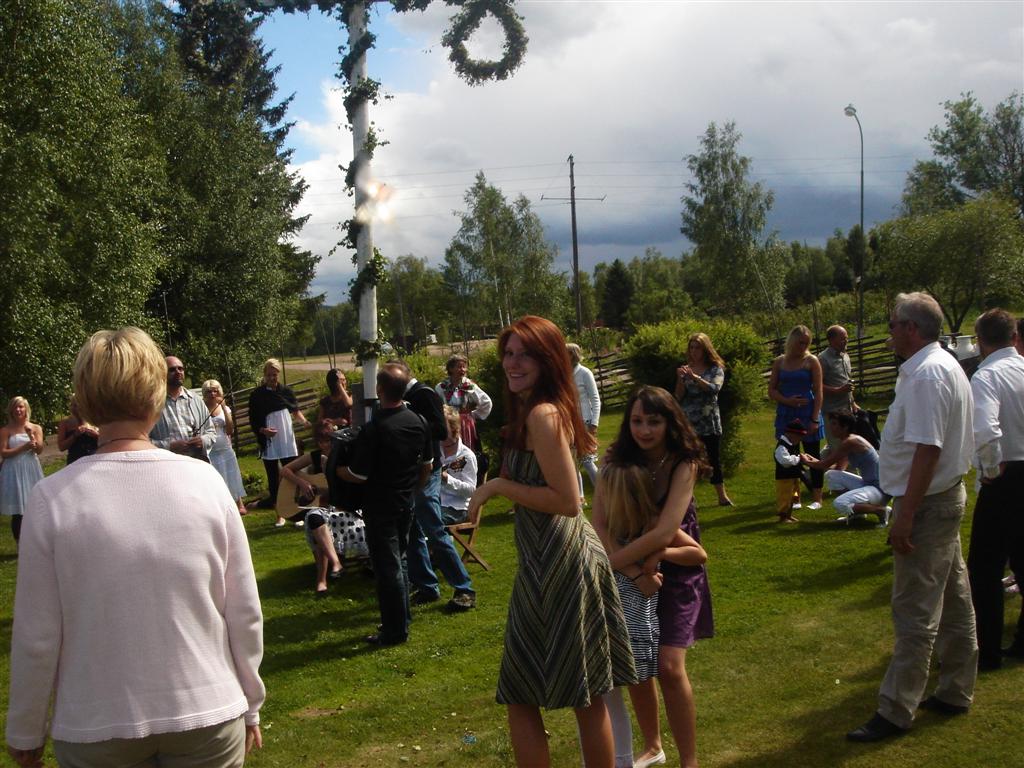 1002x745 pixels (155K)