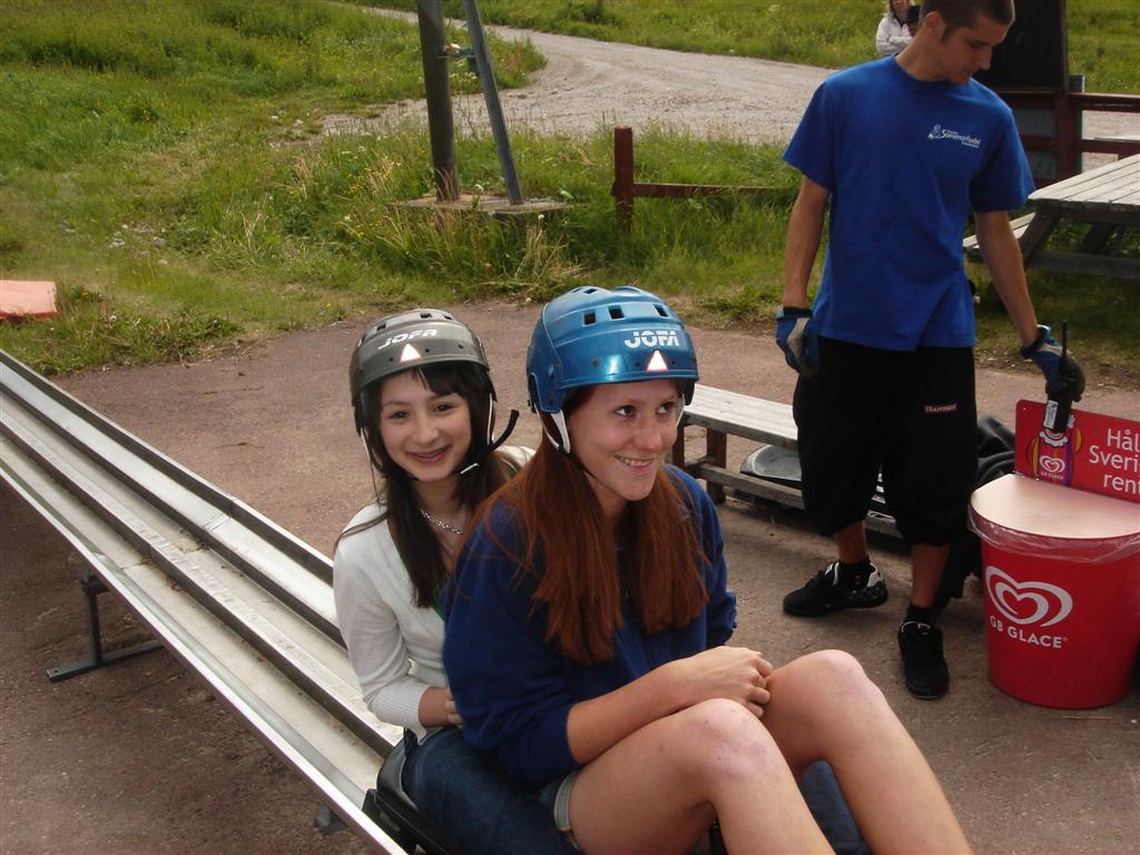 1002x745 pixels (138K)