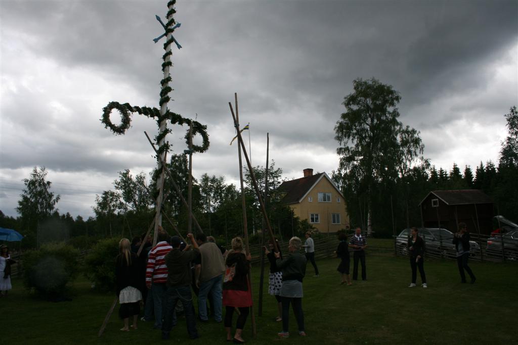 1002x660 pixels (79K)