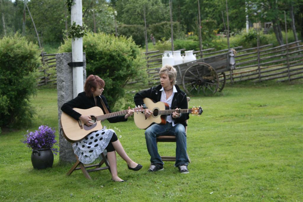 1002x660 pixels (119K)