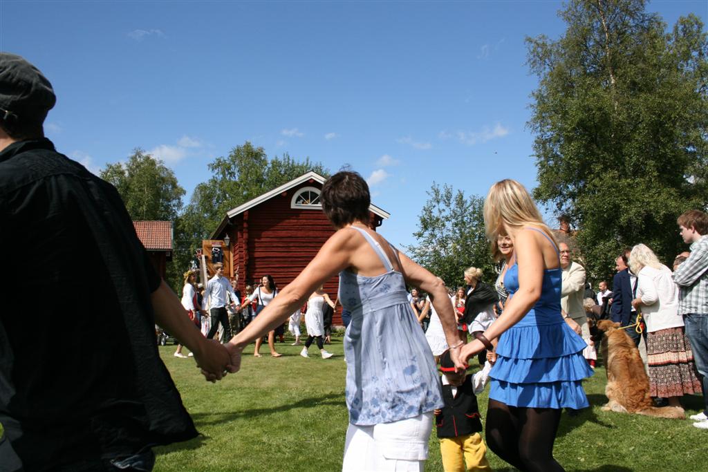 1002x660 pixels (123K)