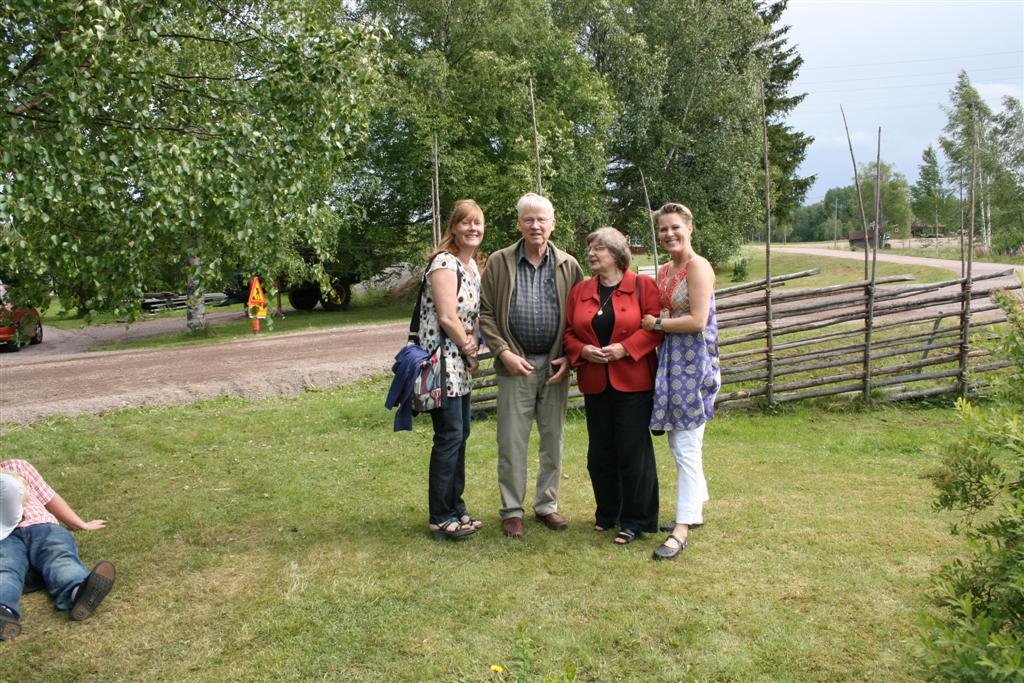 1002x660 pixels (185K)