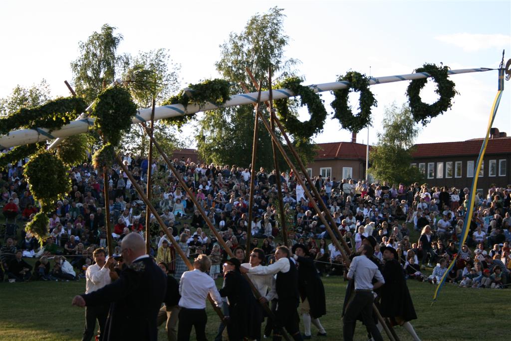 1002x660 pixels (139K)