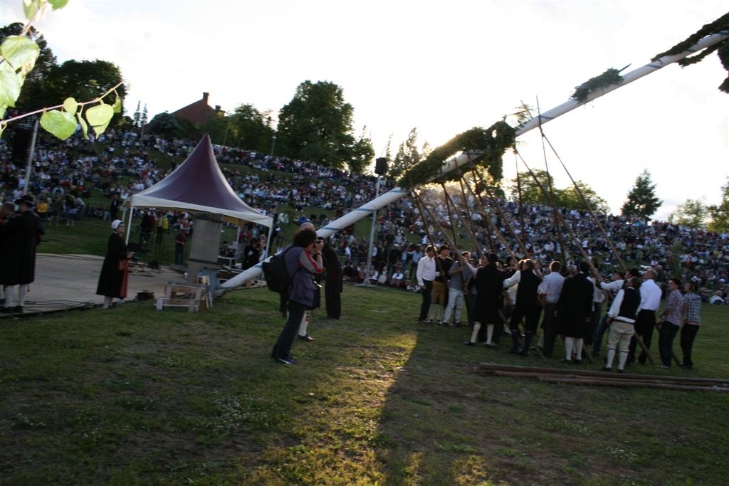 1002x660 pixels (111K)