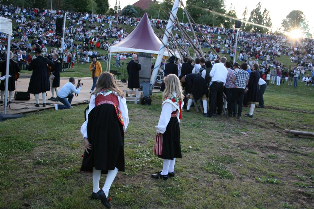 1002x660 pixels (150K)