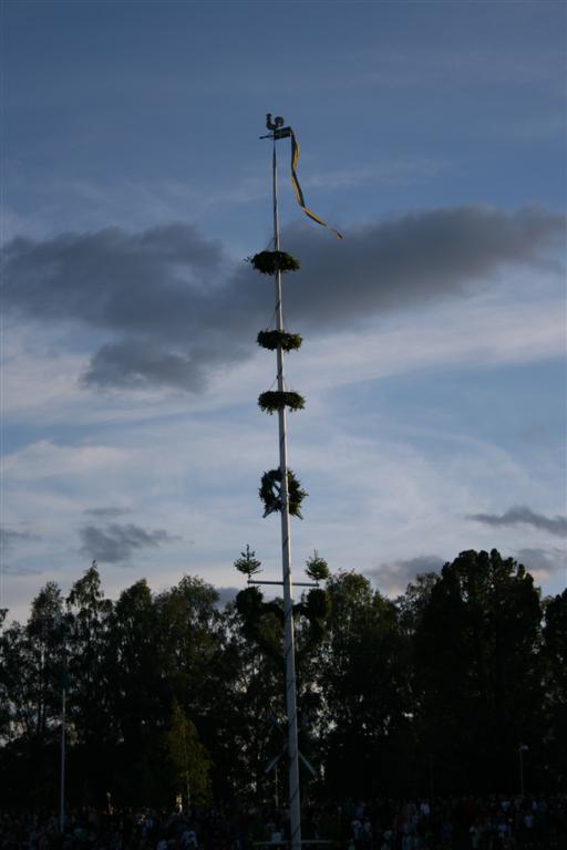 490x745 pixels (38K)