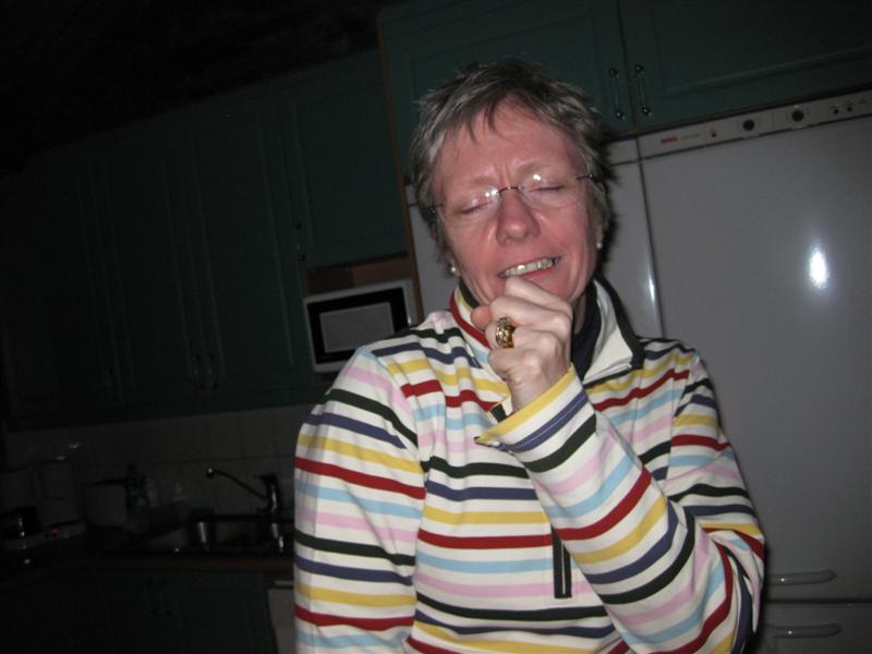 778x577 pixels (49K)