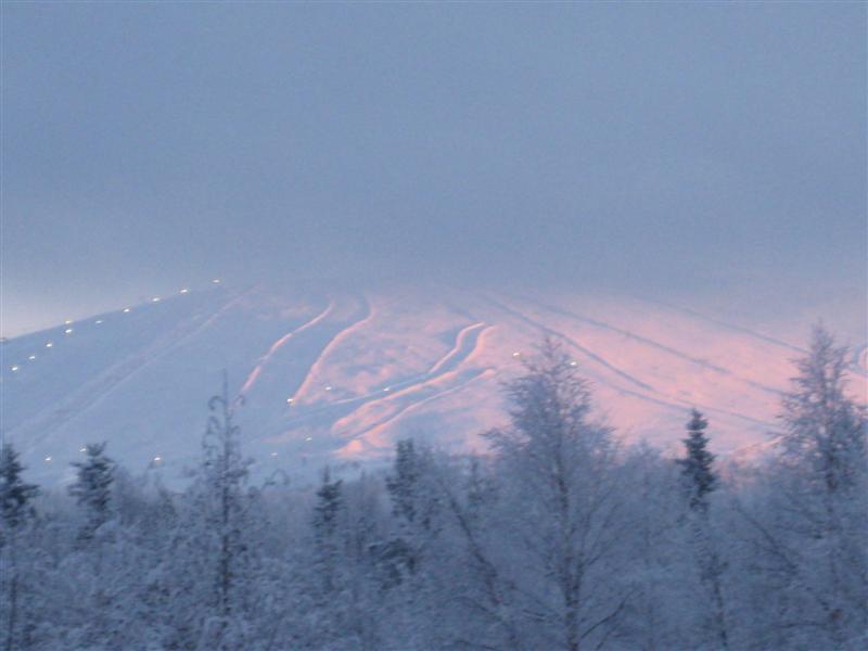 778x577 pixels (40K)