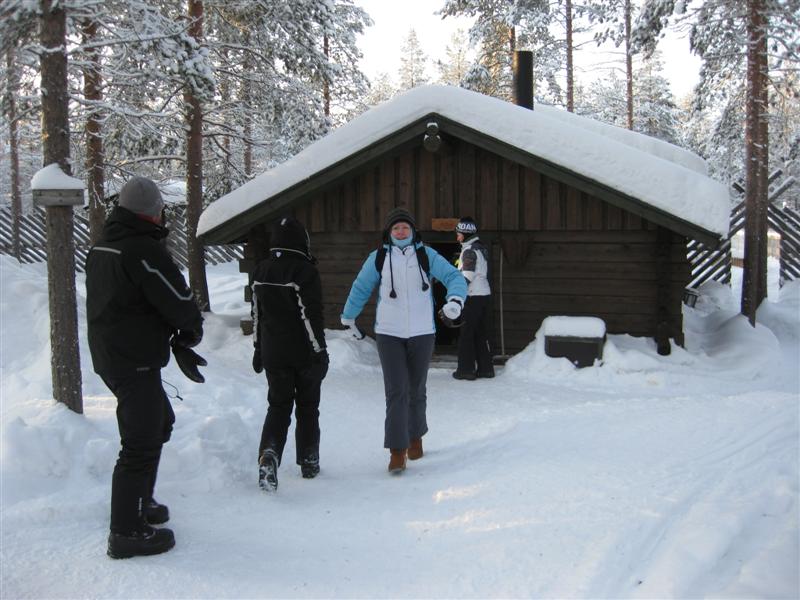 778x577 pixels (83K)