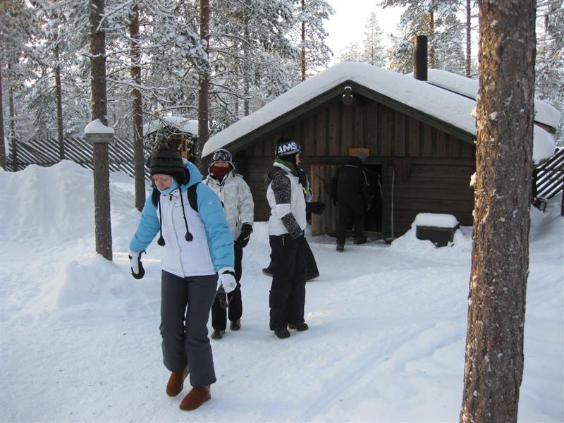 778x577 pixels (92K)