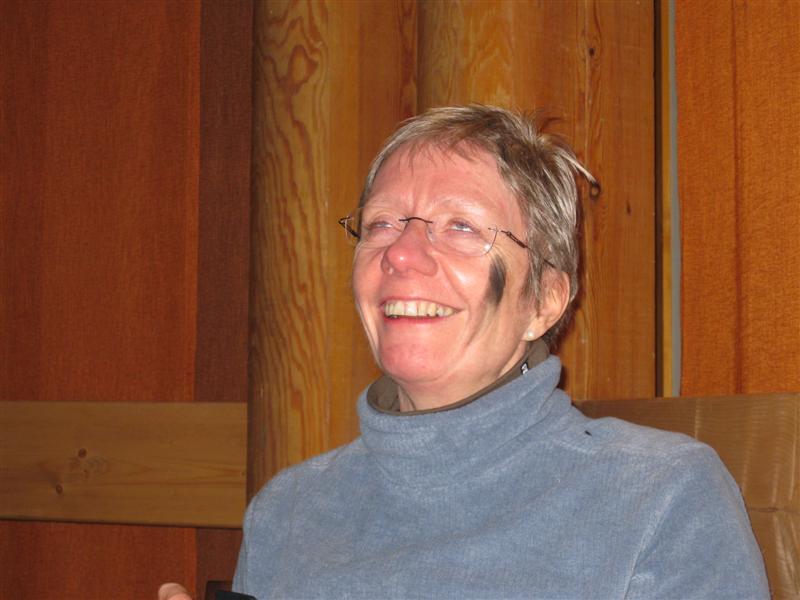 778x577 pixels (56K)