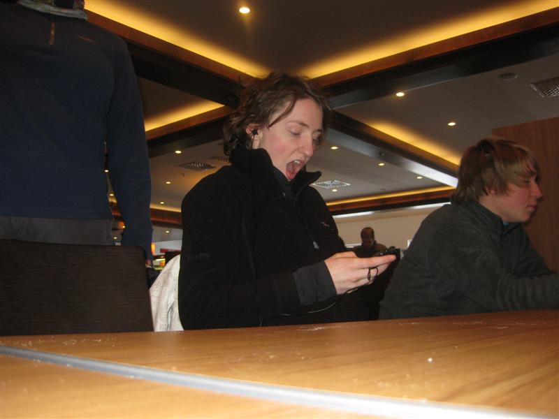 778x577 pixels (48K)