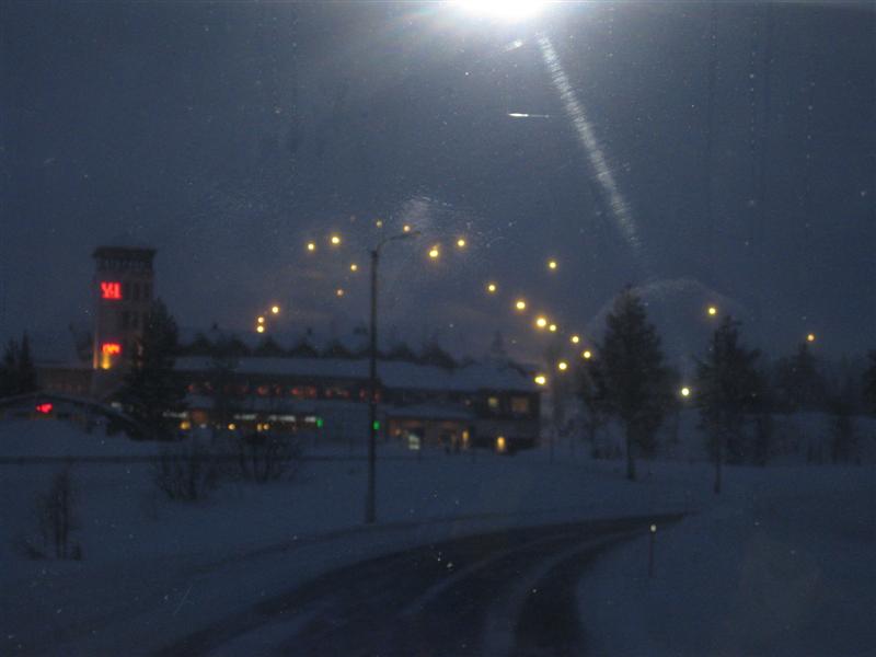 778x577 pixels (34K)