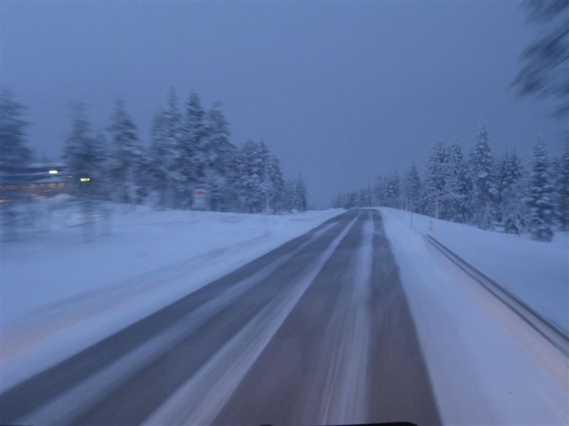 778x577 pixels (33K)