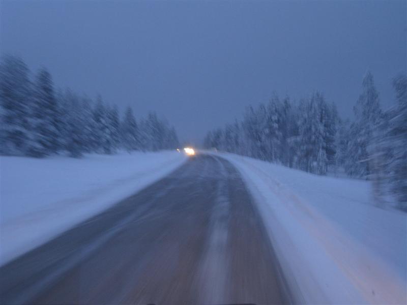 778x577 pixels (29K)